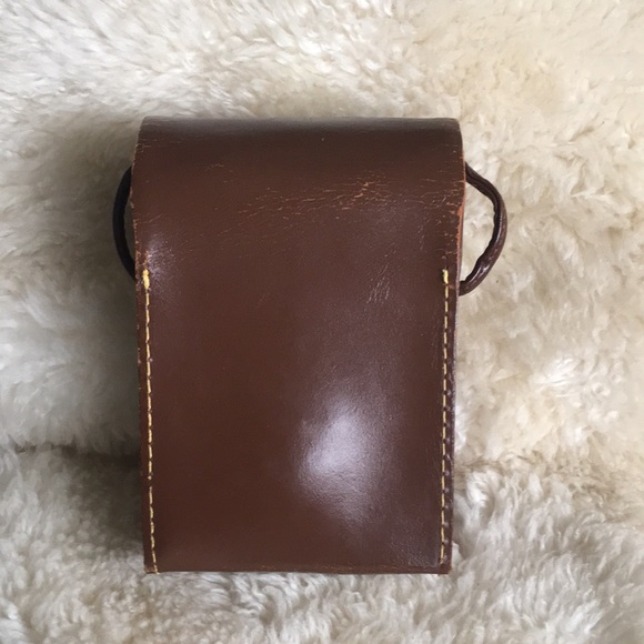 Bell & Howell vintage camera case mini cross body - Picture 2 of 4